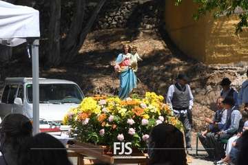 Misa y procesión en Telde en honor de María Auxiliadora/Francisco Javier Santana.
